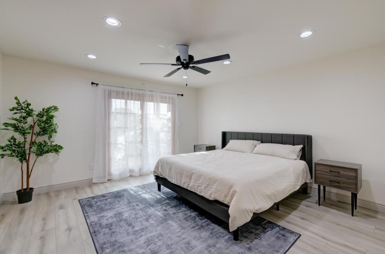 Updated Spacious Home Fresno Esterno foto