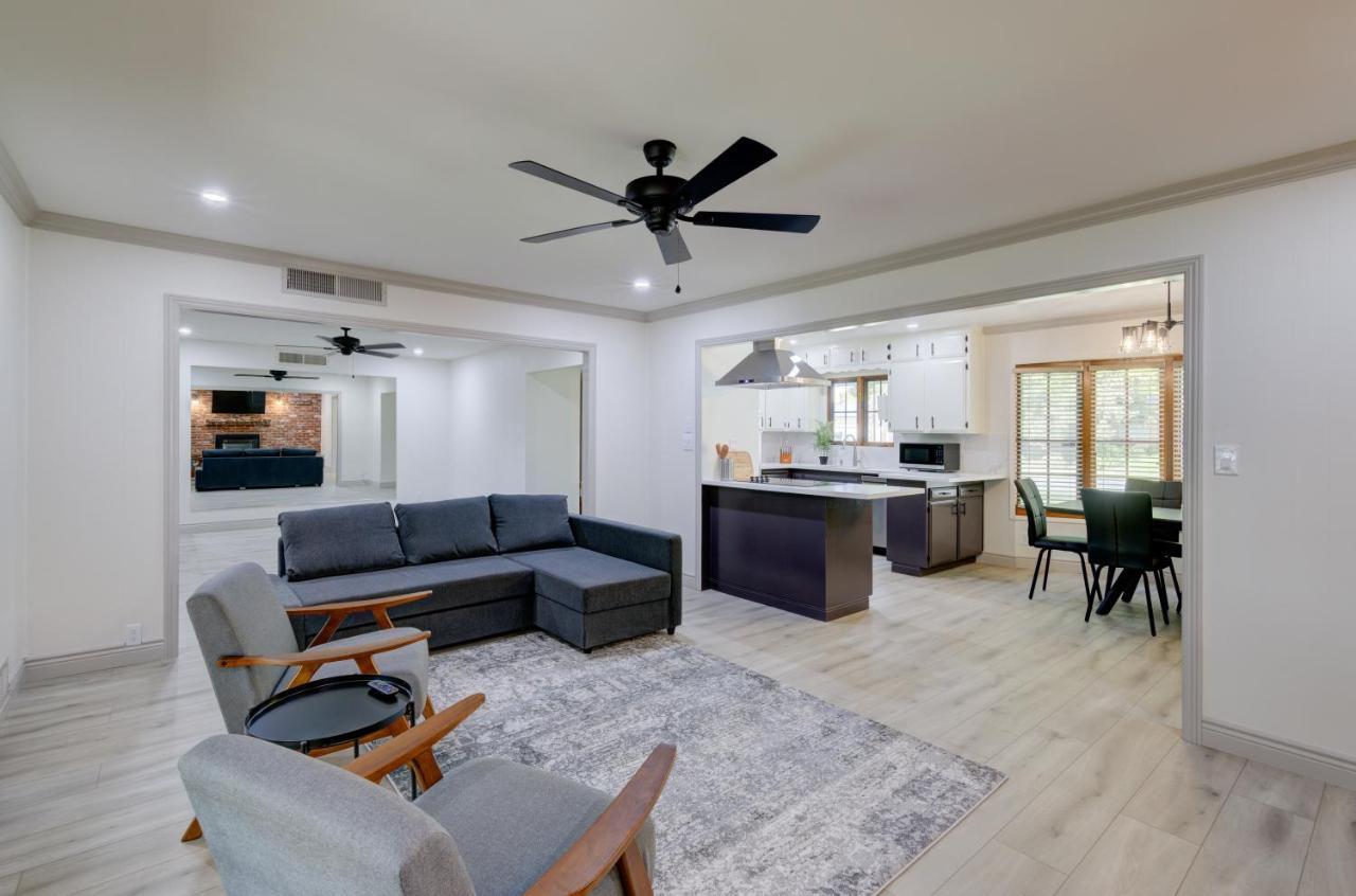 Updated Spacious Home Fresno Esterno foto