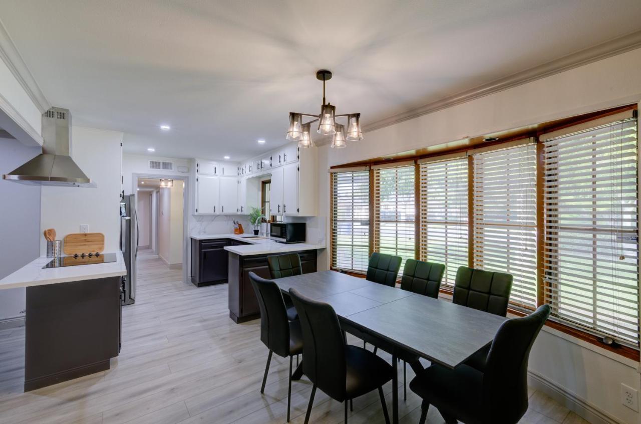 Updated Spacious Home Fresno Esterno foto